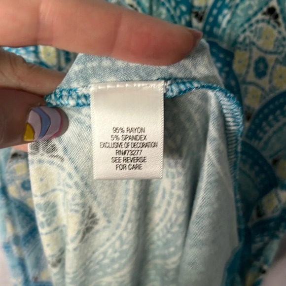 ELLE Turquoise, White & Yellow V-Neck Dress - size XS - Picture 10 of 11